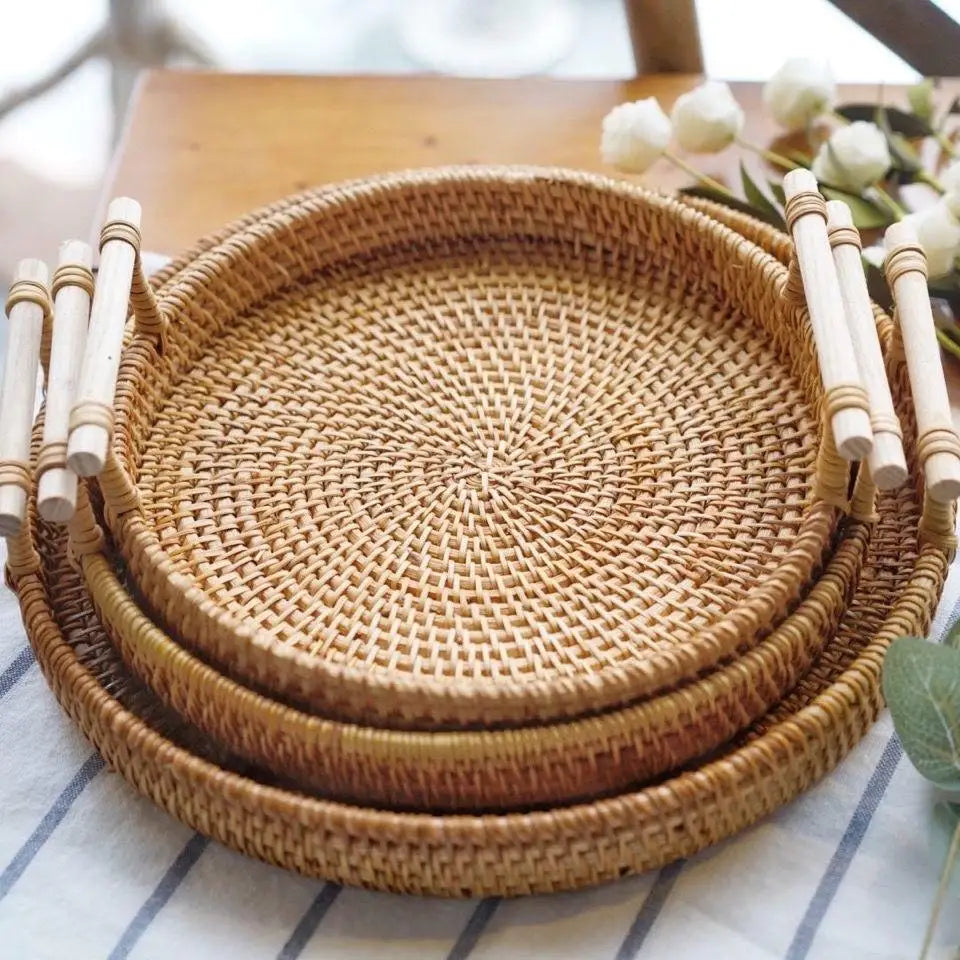 lateau Rond en Rotin Tressé avec Poignées – Plateau de Service & Décoration Naturelle